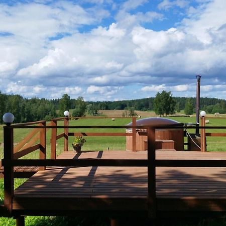 Straupe Guesthouse, Sauna & Jacuzzi In Gauja Valley - Kakukalns מראה חיצוני תמונה